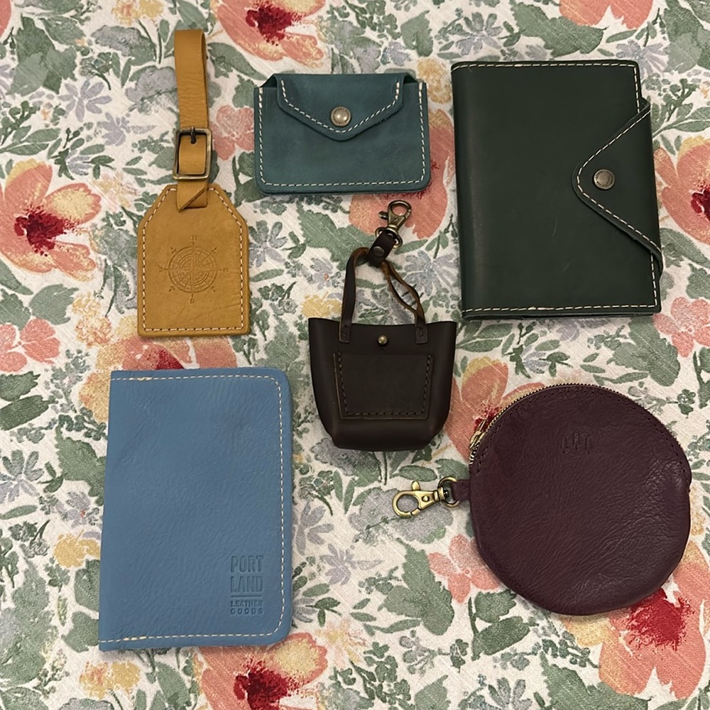 Portland Leather Goods 🦄